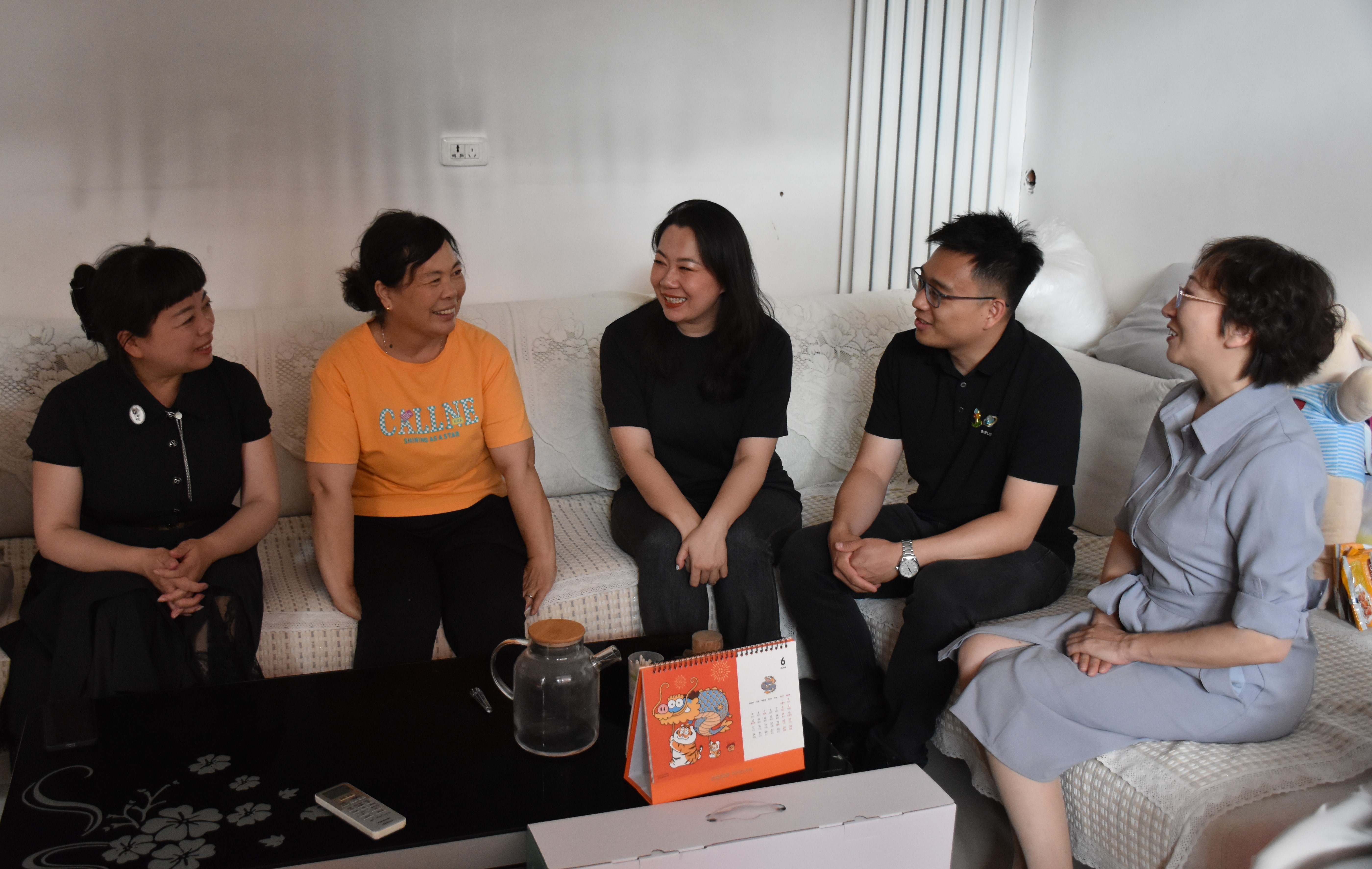 佳博官方网站公益送温暖：6载慈善 660名单亲母亲受益