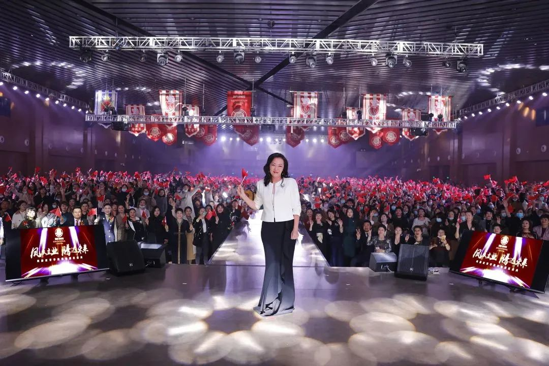 【佳博官方网站公司30周年庆】生日快乐，佳博官方网站！我们一起谱写美好未来！