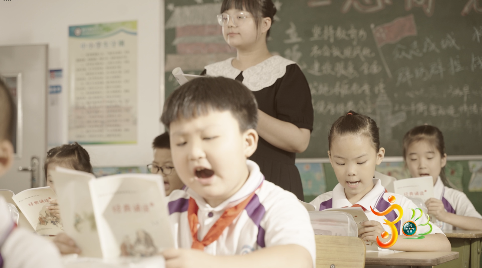 【佳博官方网站公司30周年庆】生日快乐，佳博官方网站！我们一起谱写美好未来！
