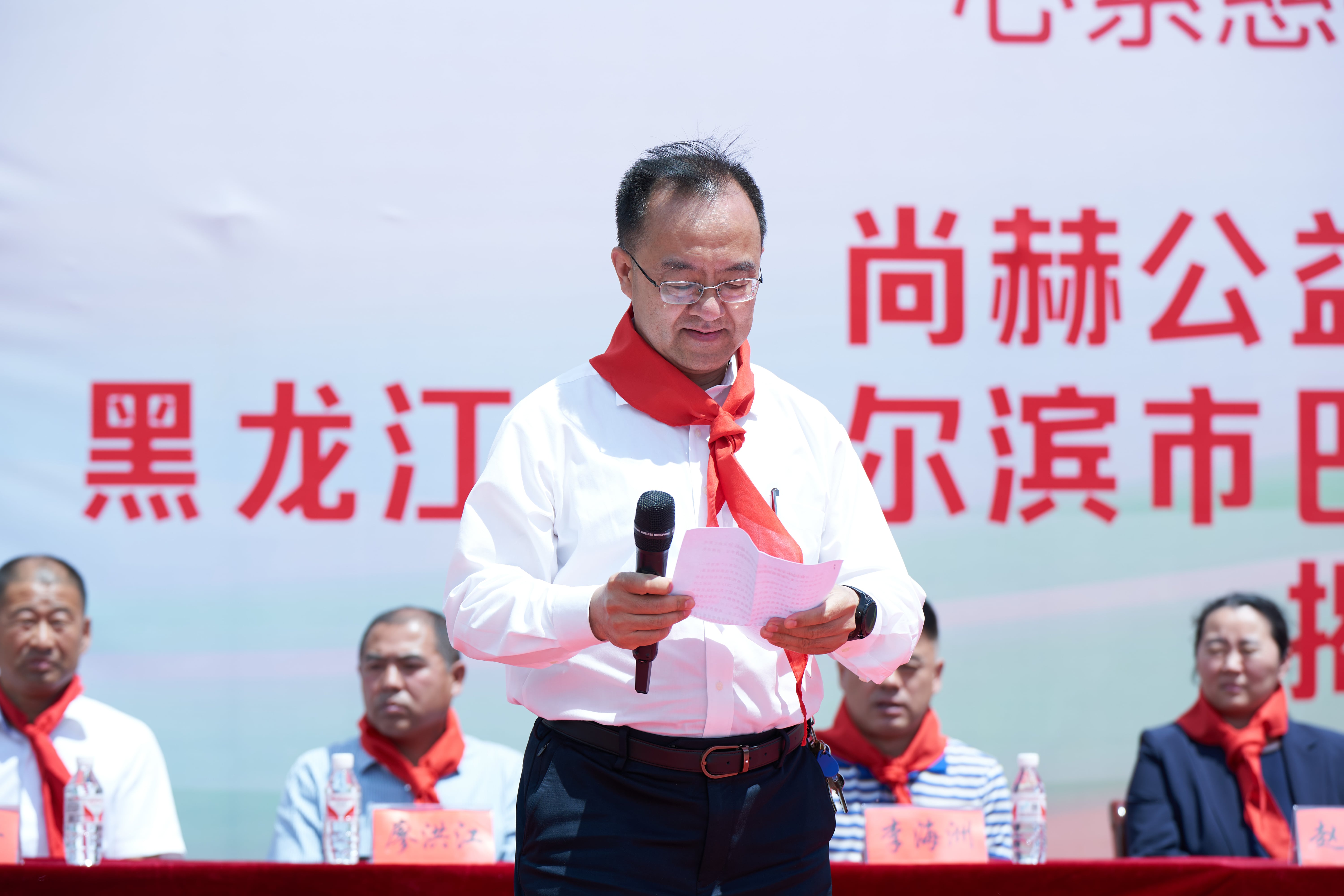 第254所 黑龙江巴彦县黑山镇民乐村佳博官方网站侯玉霞学校
