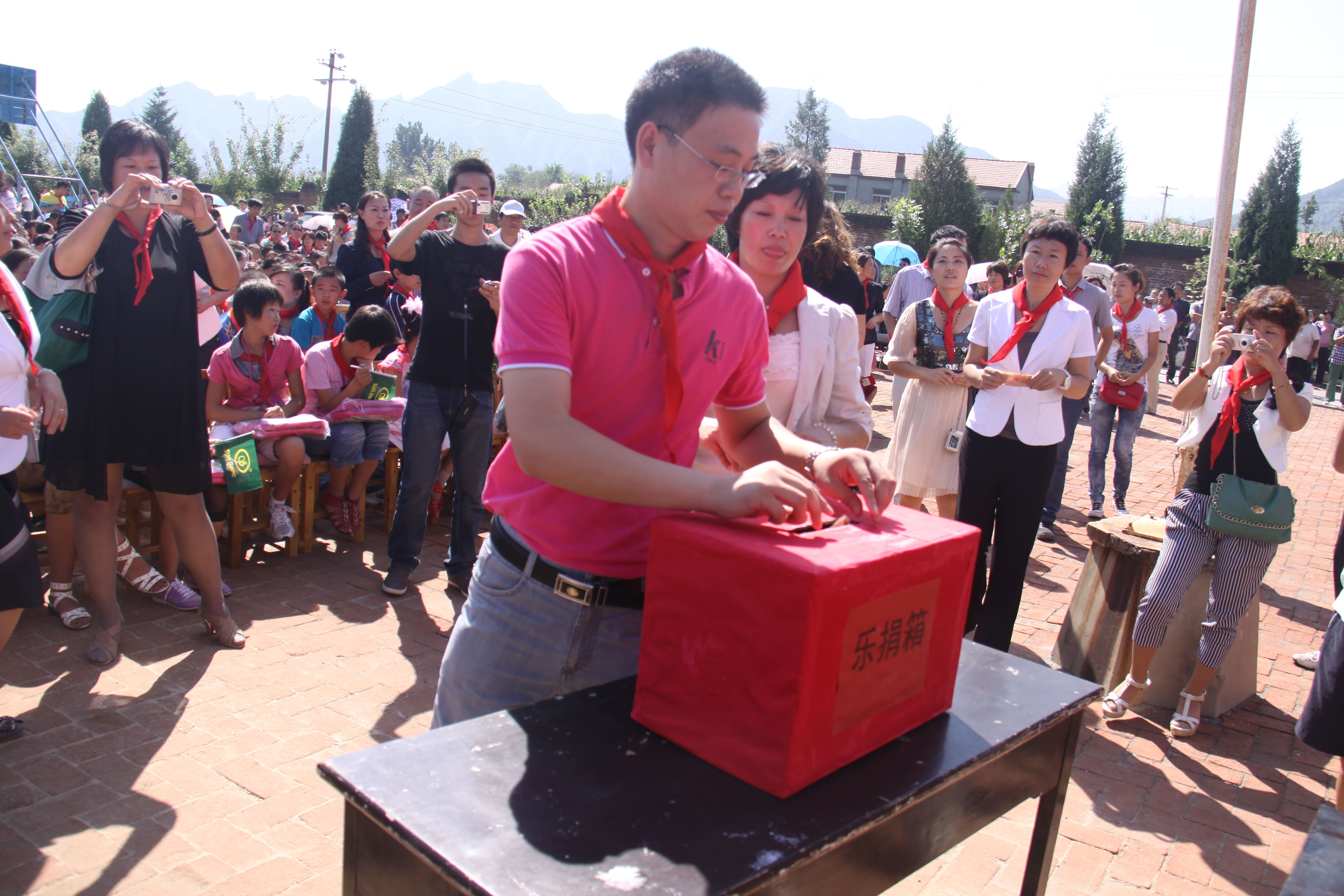 第17所 承德市乌龙矶佳博官方网站牛艳玲小学
