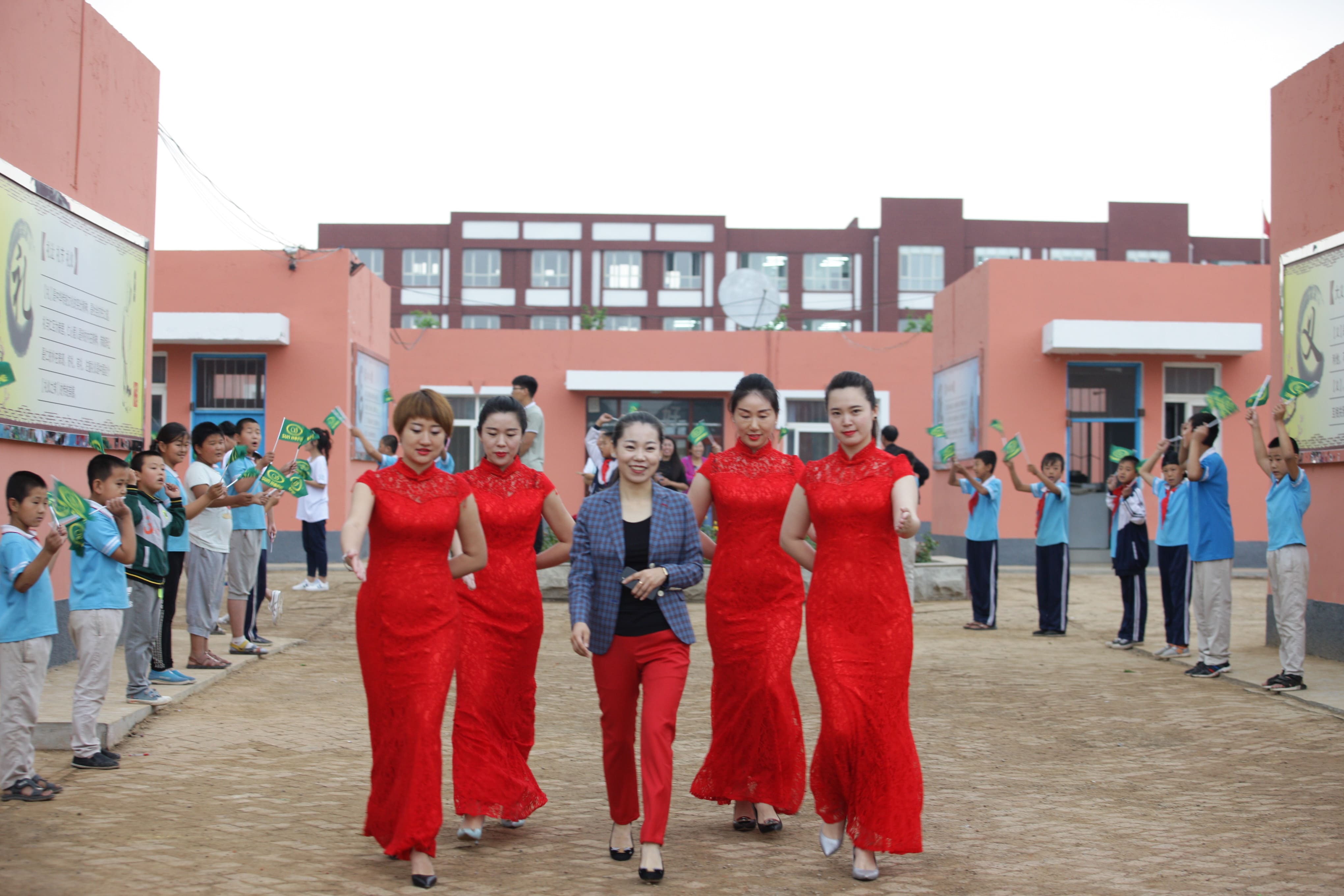 第108所 北票市常河营乡佳博官方网站刘双燕小学