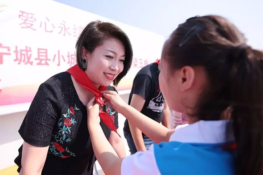 第109所 赤峰市宁城县小城子镇台子佳博官方网站梁玉梅小学