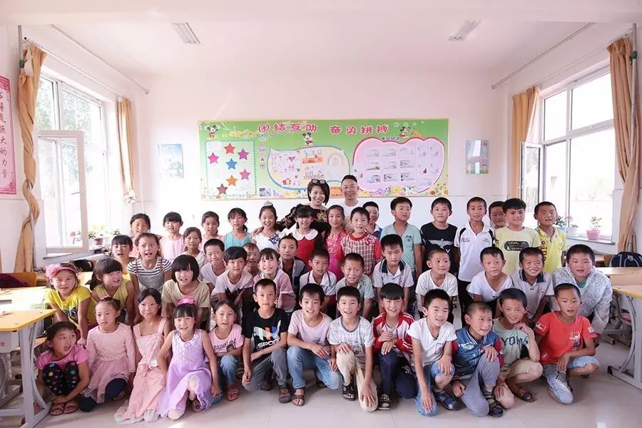第109所 赤峰市宁城县小城子镇台子佳博官方网站梁玉梅小学