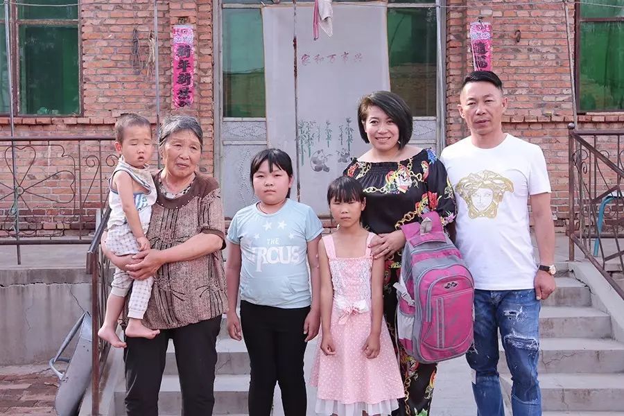 第109所 赤峰市宁城县小城子镇台子佳博官方网站梁玉梅小学