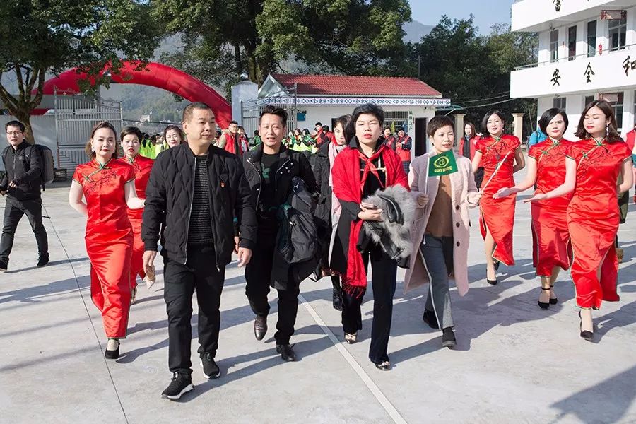 第141所 衢州市龙游县沐尘畲族佳博官方网站王荣弟小学