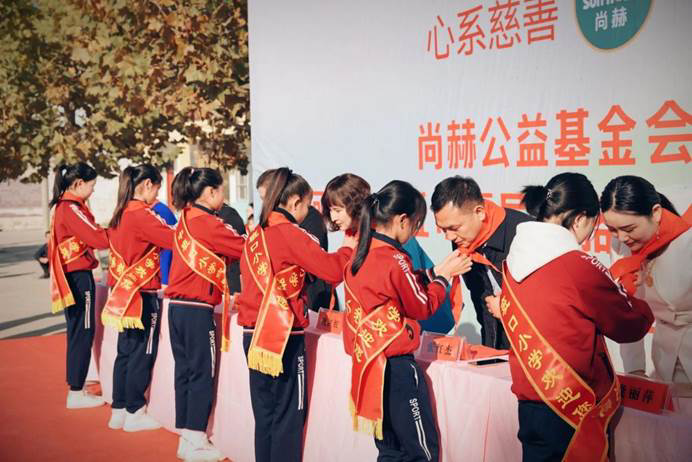 第240所 河南省商丘市夏邑县骆集乡中班口佳博官方网站祝红红小学
